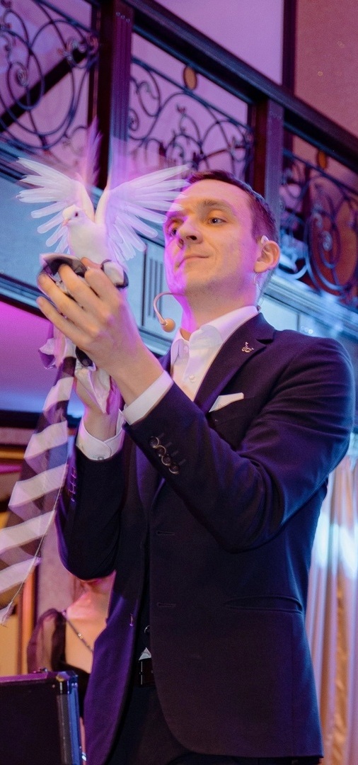 Фокусник Иллюзионист Евгений Шибанов - Эко-Парк «Лазурный» Фокусник Иллюзионист Евгений Шибанов - Эко-Парк «Лазурный»