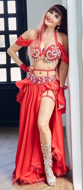 Восточное шоу от Дины - Эко-Парк «Лазурный» Восточное шоу от Дины - Эко-Парк «Лазурный»